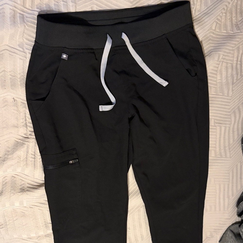 Figs Black Jogger Sweatpants